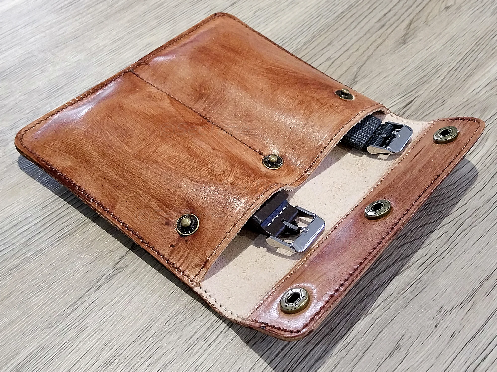 (image for) Genuine Leather Watch Pouch for 2 Wristwatches Brown (3)