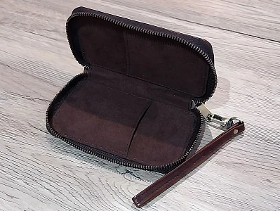 (image for) Genuine Leather Zip Watch Pouch for 2 Wristwatches with Hand Strap Dark Brown (2)